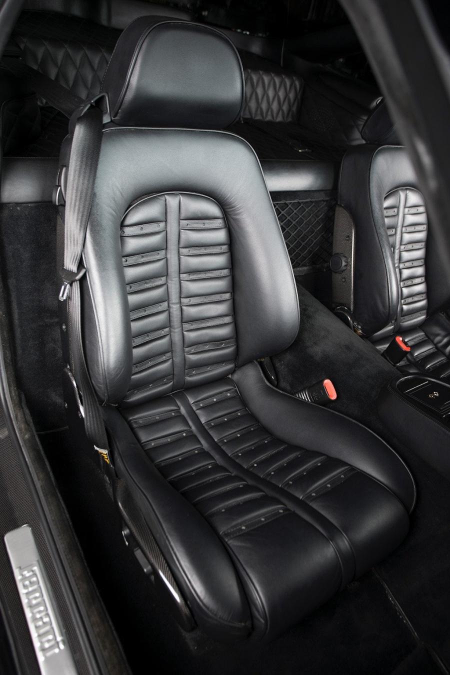 Интерьер Ferrari 550 Maranello 2000 года  (фото 47 из 112)